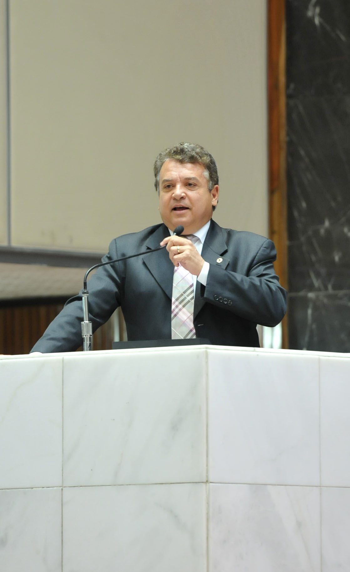 OAB Barro Preto - Novas regras eleitorais: um tiro pela culatra?