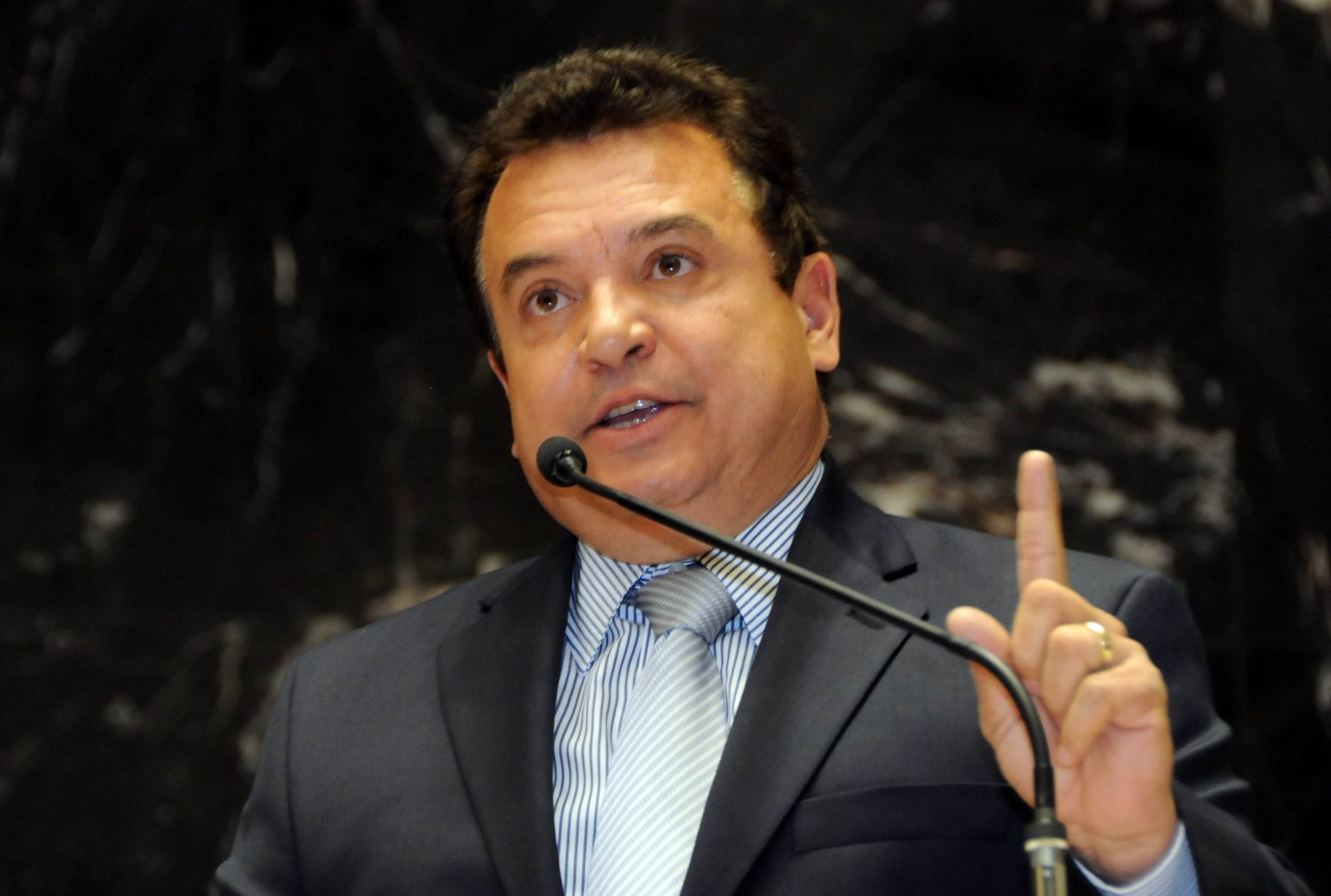 OAB Barro Preto - Deputados derrubaram veto a guarda sabática para alunos das escolas estaduais