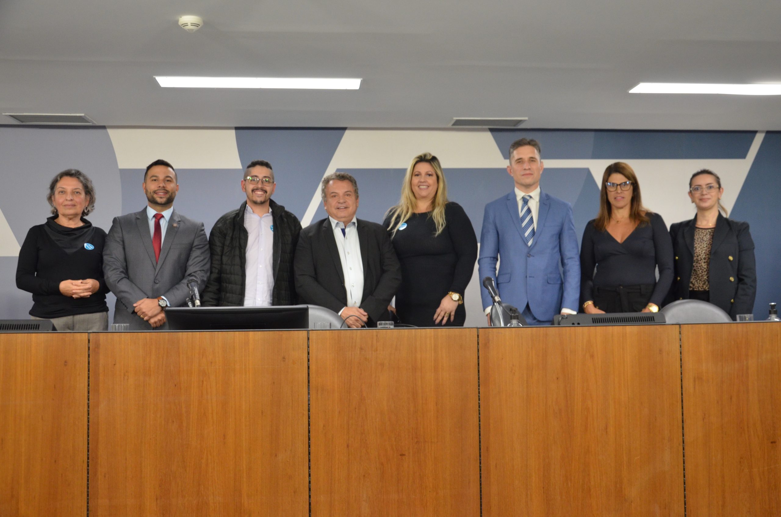 OAB Barro Preto - Influência dos dispositivos tecnológicos na vida de crianças e adolescentes