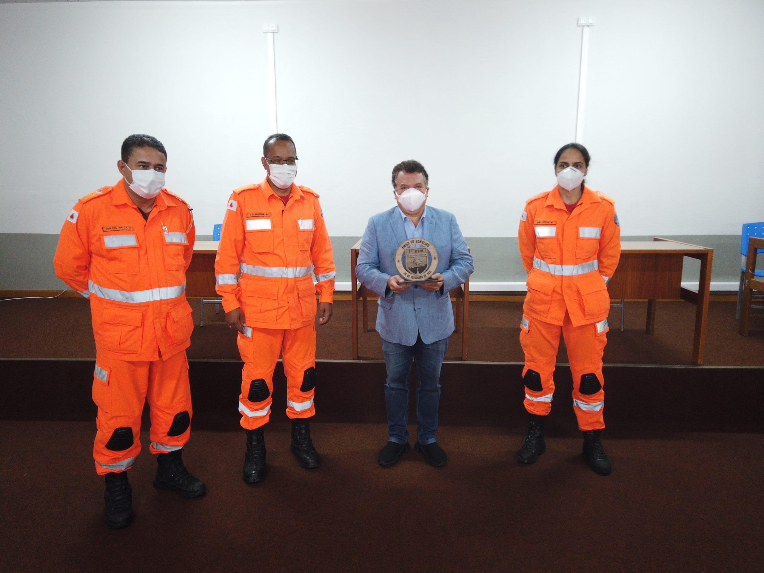 Deputado Alencar da Silveira Jr - Deputado Alencar da Silveira Jr. recebeu homenagem dos bombeiros militares