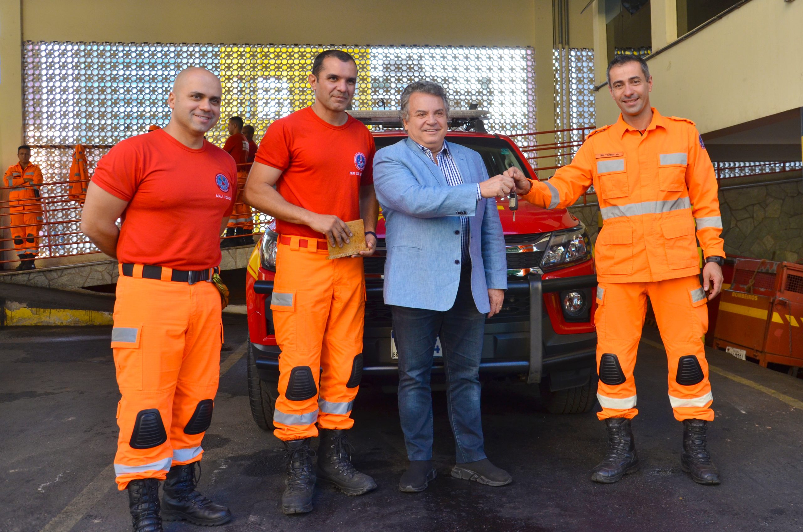 Deputado Alencar da Silveira Jr - Bombeiros: Emenda do deputado Alencar garante entrega de nova viatura para 2ª Companhia Operacional  da região dos Inconfidentes