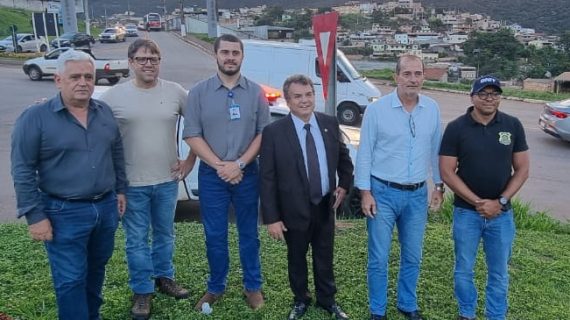 Apresentação do projeto de construção do túnel no Trevo do Country ao Subchefe do DNIT